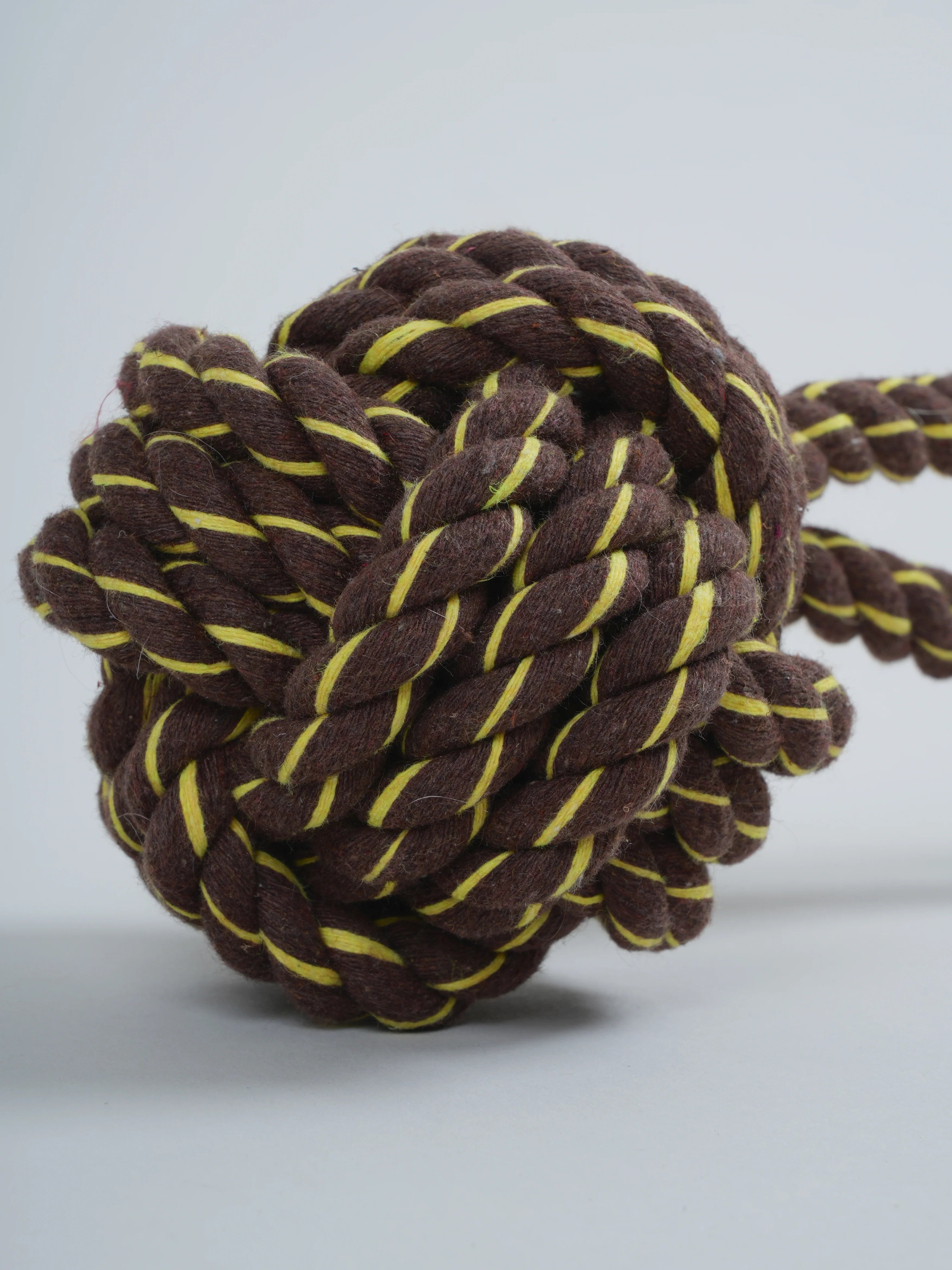 Originálna lanová hračka Čokoládovo-žltá