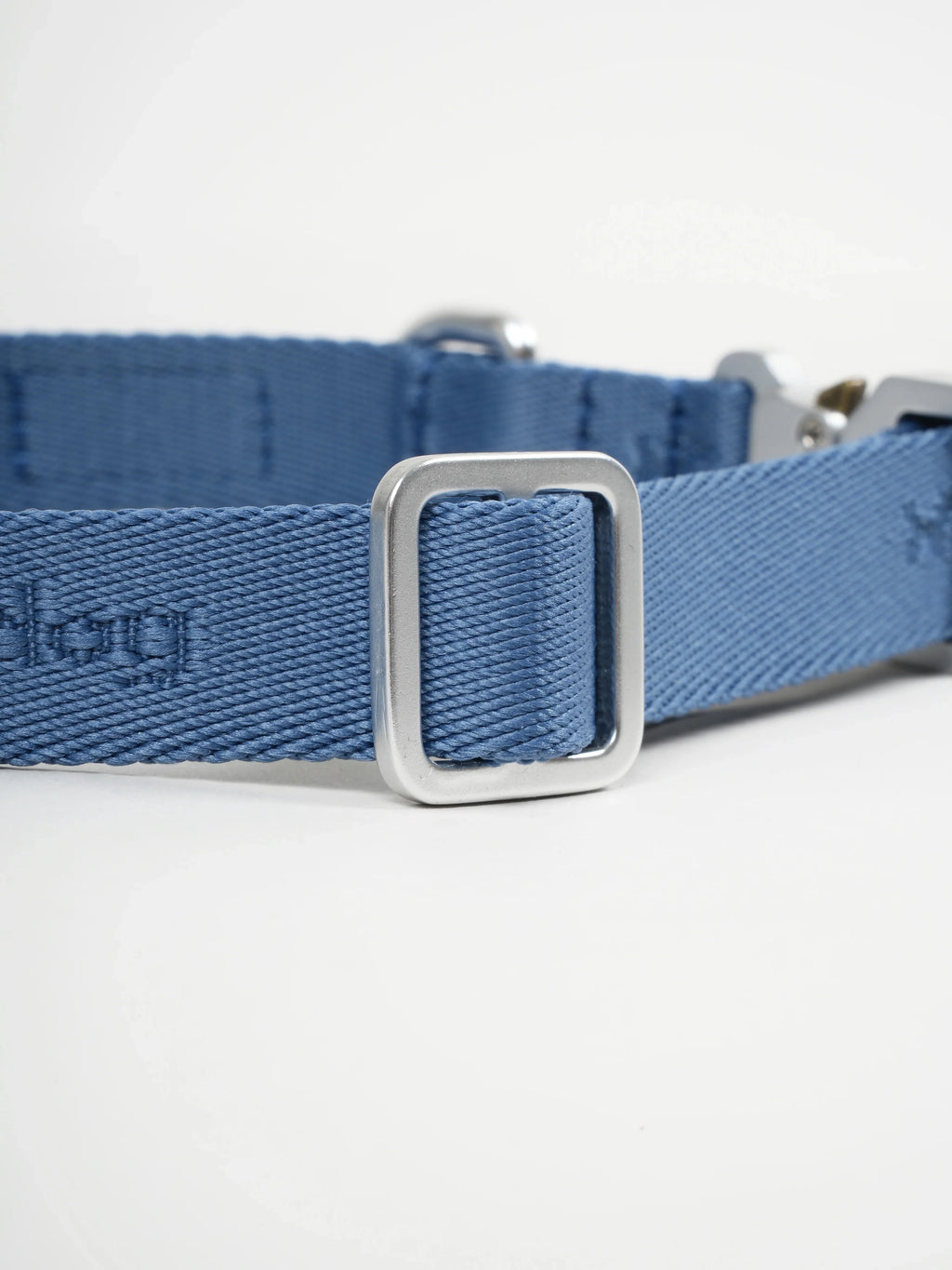 Obojok pre psa Performance (tmavomodré)