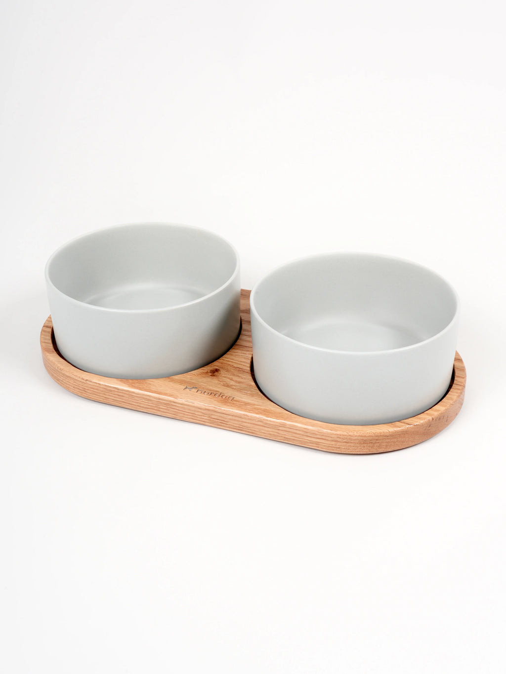 Dvojitá miska pre psa Barcelona (olejovaný dub, sivá)