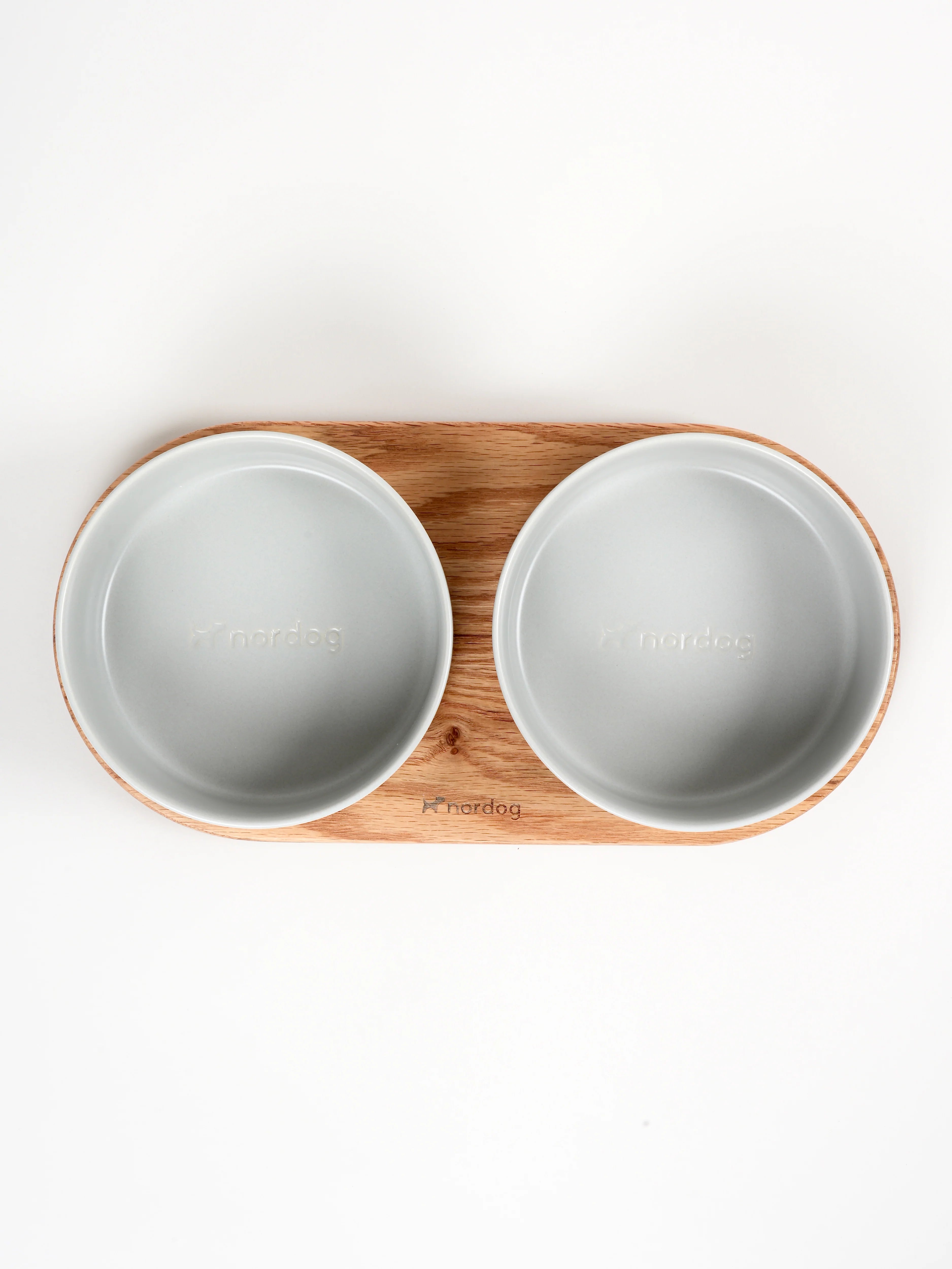 Dvojitá miska pre psa Barcelona (olejovaný dub, sivá)