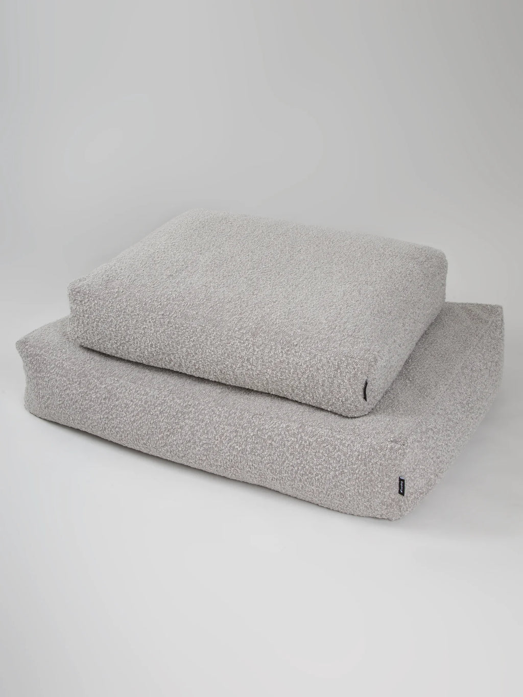 BILLY Bouclé vankúš pre psa Sivohnedý