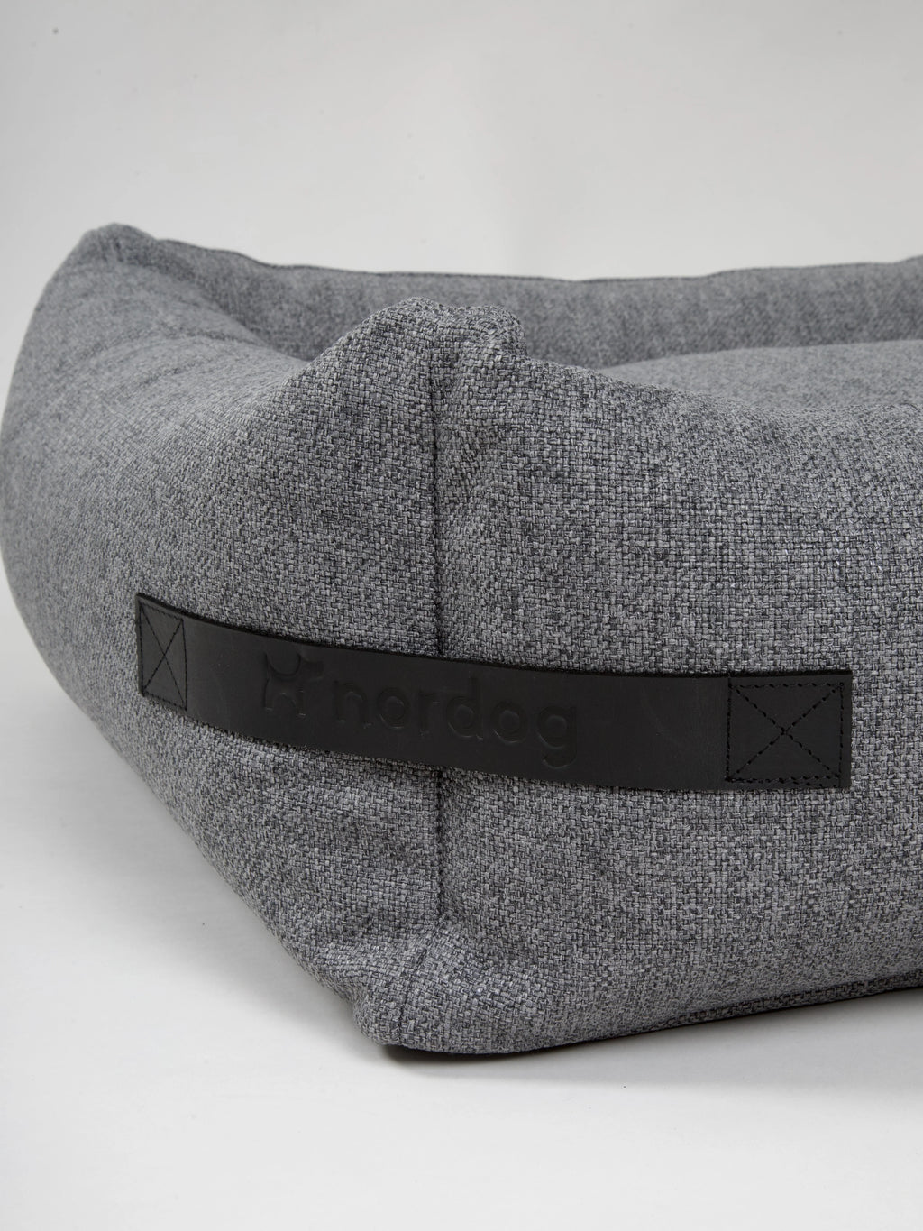 Hygge pelech pre psov Antracitový