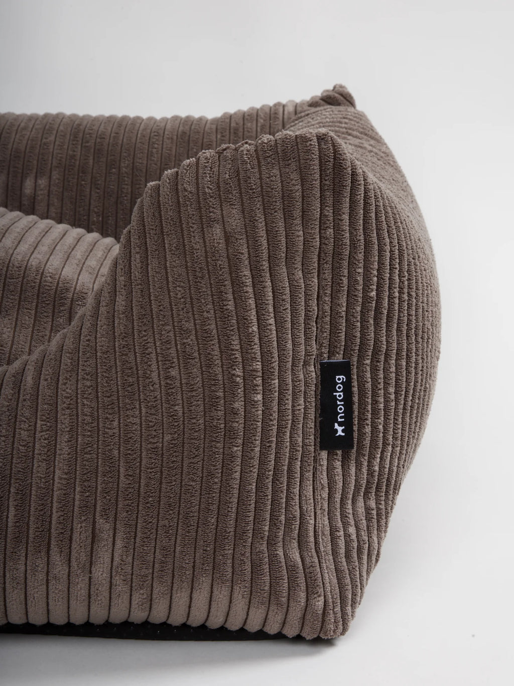 OSCAR zamatový pelech pre psa  Mocca